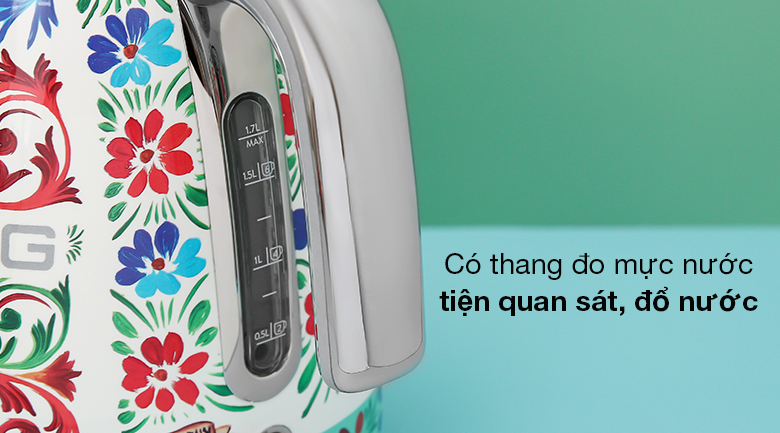 Bình đun siêu tốc Smeg 1.7 lít D&G KLF03DGEU (535.43.700) - Trang bị thang đo mực nước