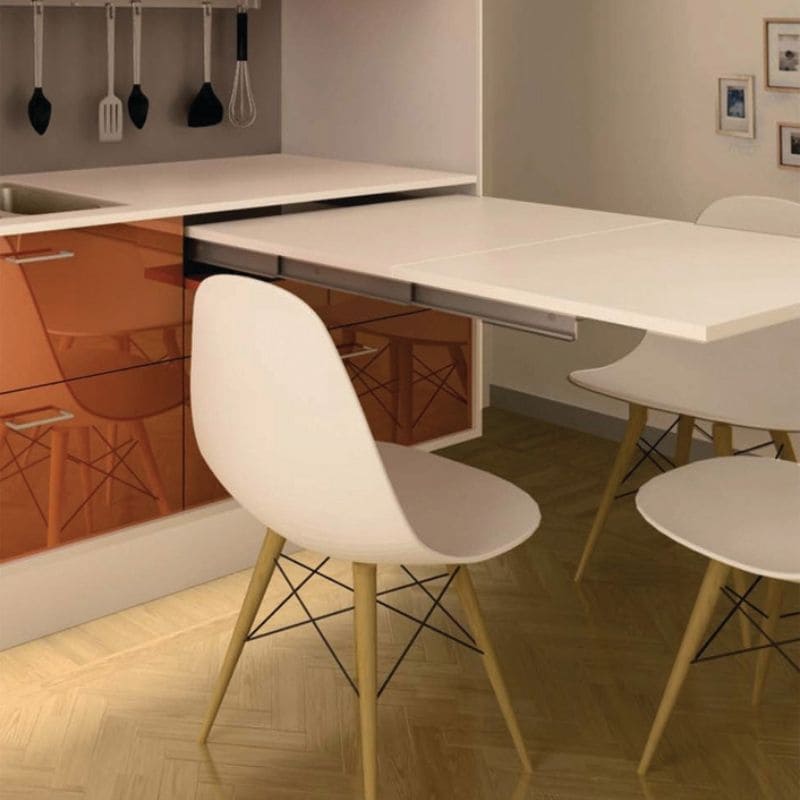 Mở rộng diện tích bàn của bạn với phụ kiện bàn mở rộng Hafele. Được thiết kế để phù hợp cho nhiều loại bàn, phụ kiện này giúp bạn tiết kiệm không gian và tạo ra không gian làm việc thoải mái.